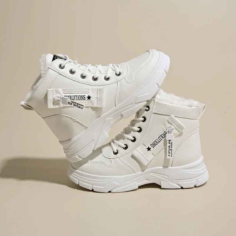 Bota Feminina de Cano Curto com Solado Grosso Forro Aveludado Estilo Casual Esportivo – (Promoção de Inverno 2025)